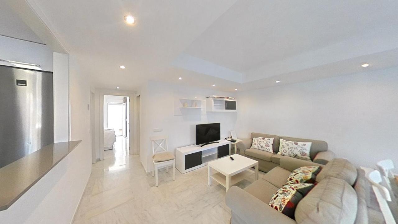 Апартаменты Quiet En Montemar Торремолинос Экстерьер фото